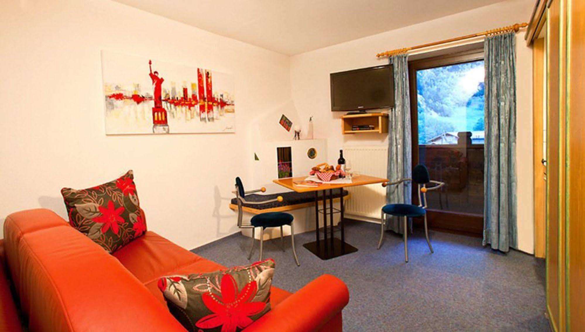 Top Tirol Appartement ฮูเบิน ภายนอก รูปภาพ
