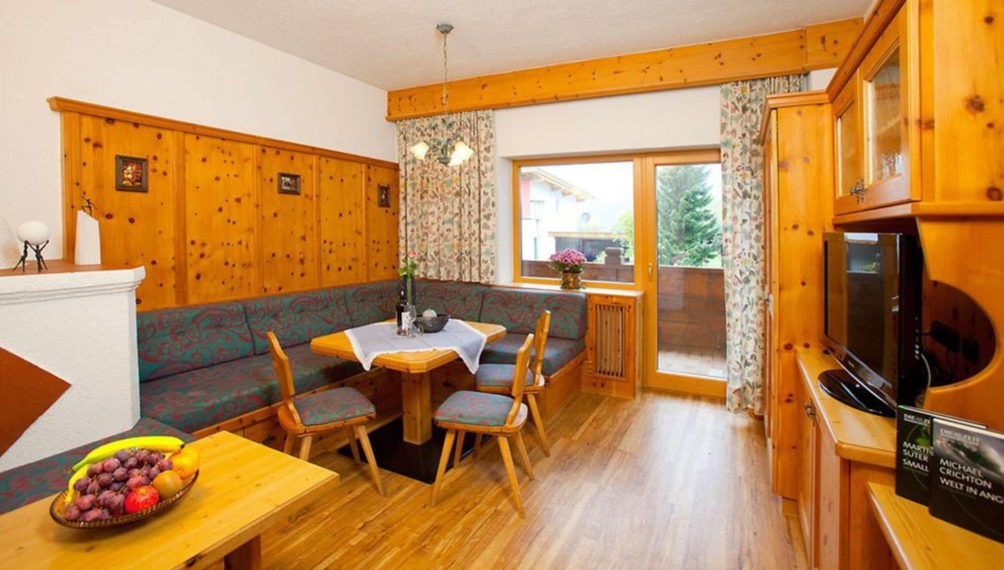 Top Tirol Appartement ฮูเบิน ภายนอก รูปภาพ