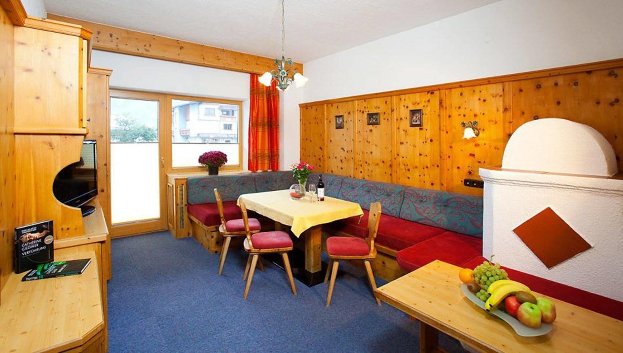 Top Tirol Appartement ฮูเบิน ภายนอก รูปภาพ