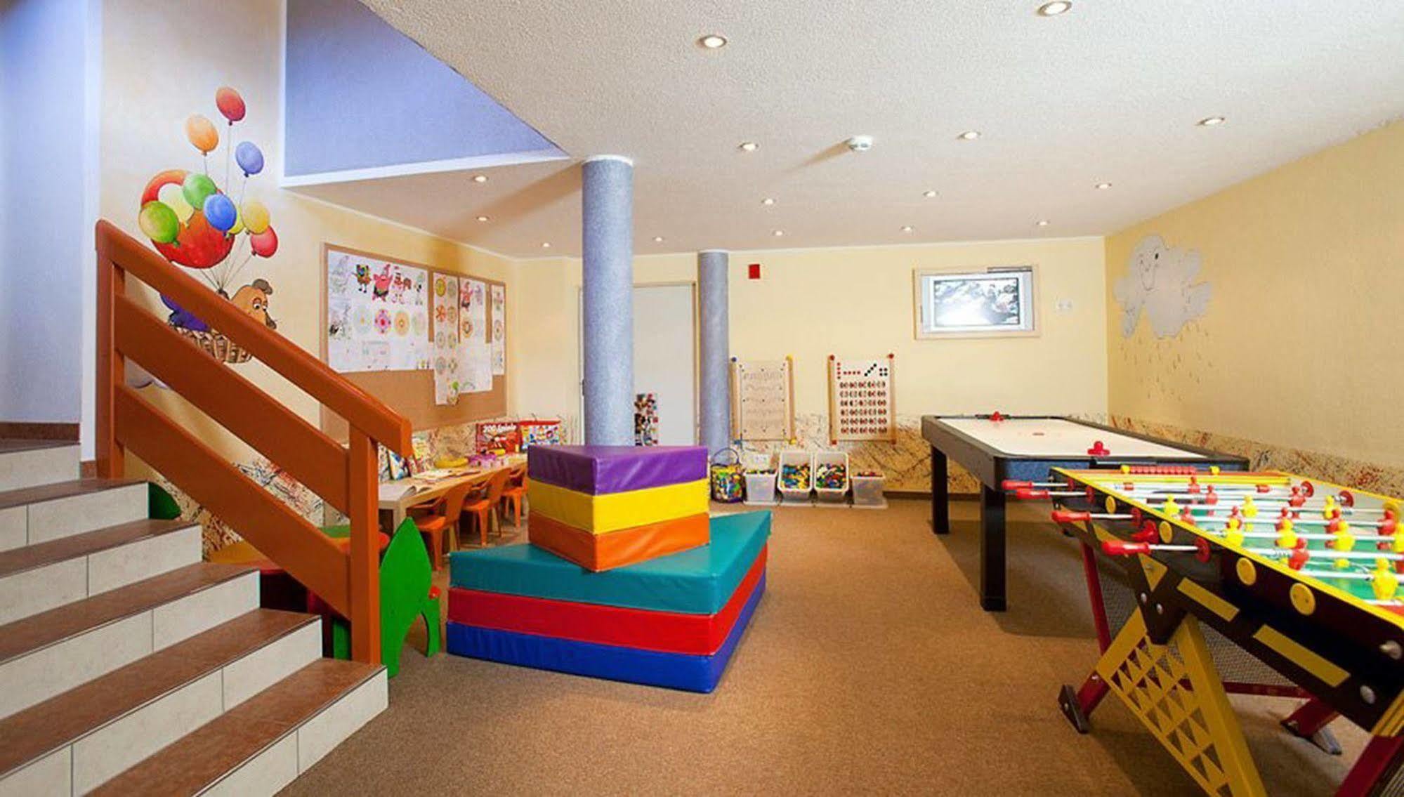 Top Tirol Appartement ฮูเบิน ภายนอก รูปภาพ